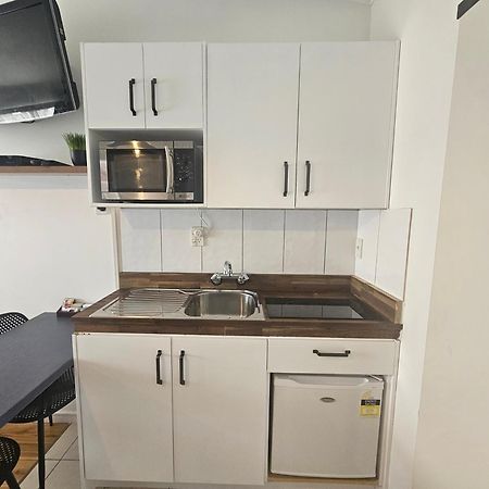 Frimley Lodge Motel Hastings Dış mekan fotoğraf