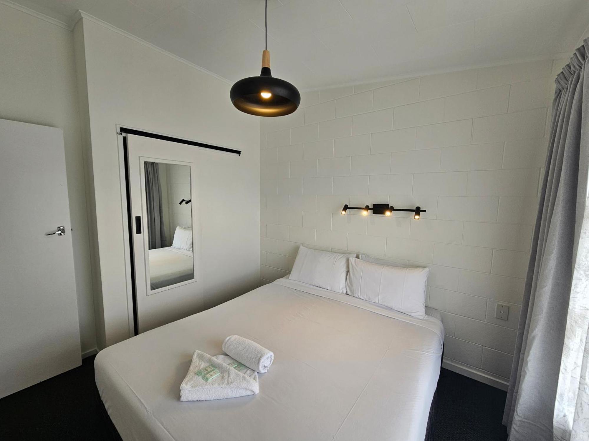Frimley Lodge Motel Hastings Dış mekan fotoğraf