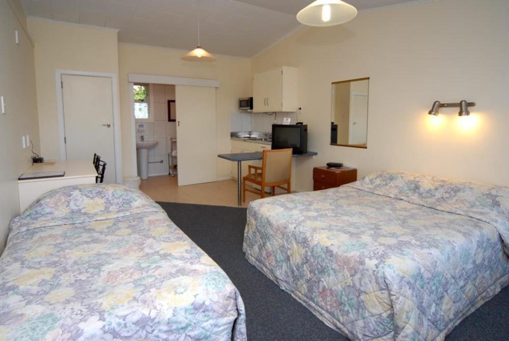 Frimley Lodge Motel Hastings Dış mekan fotoğraf
