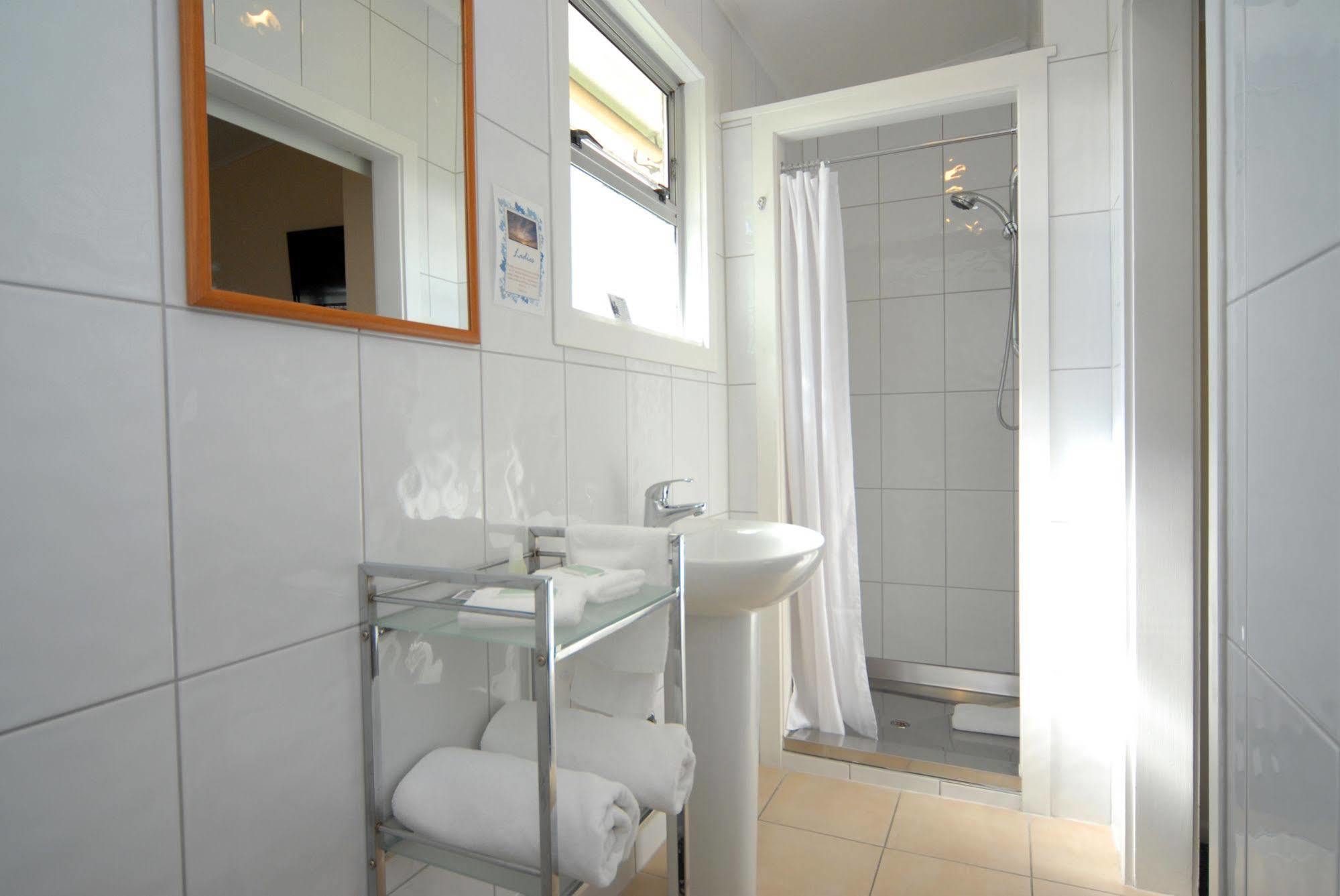 Frimley Lodge Motel Hastings Dış mekan fotoğraf